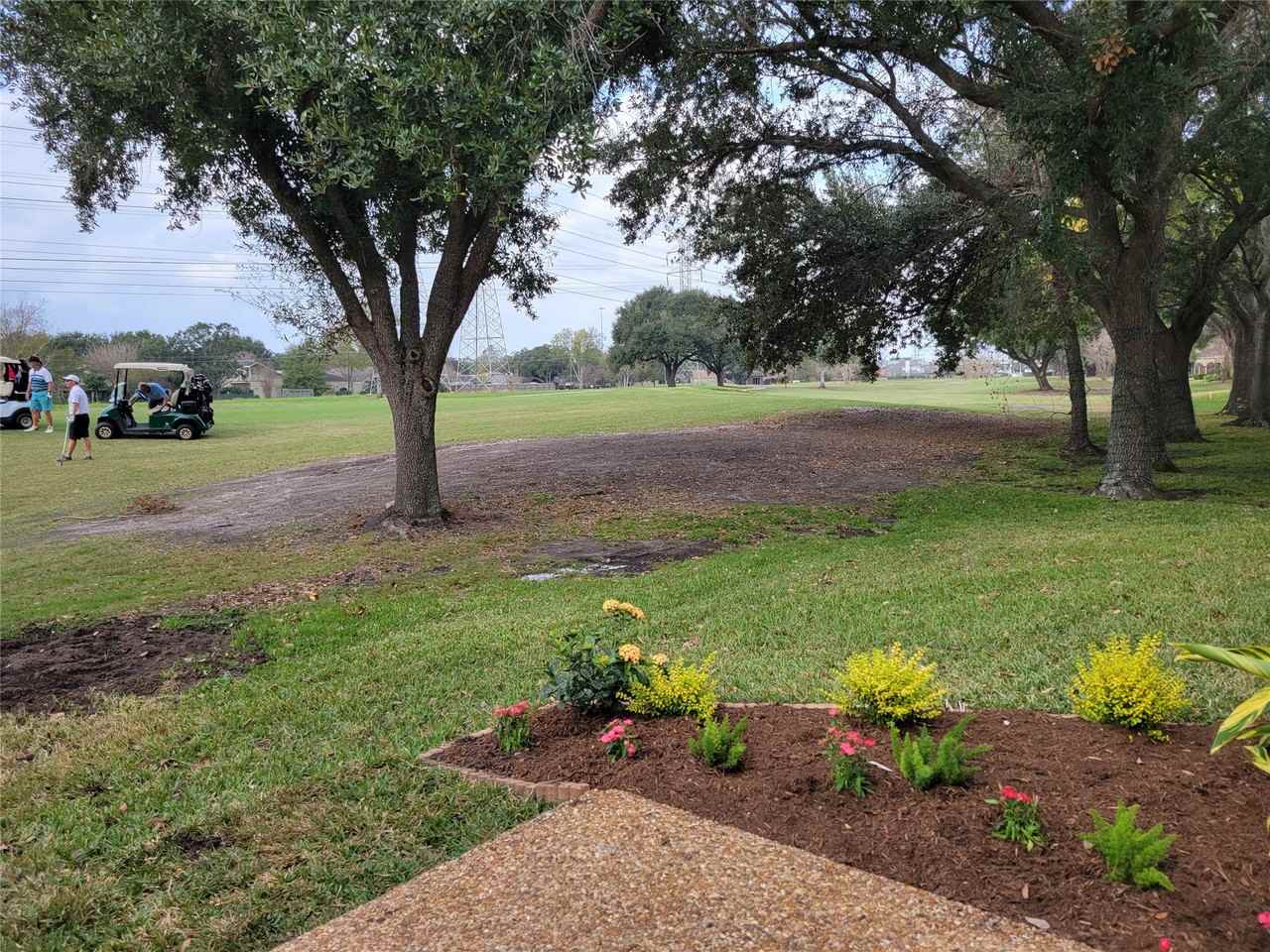 406 Fox Briar Ln #406 - Photo 2 of 20