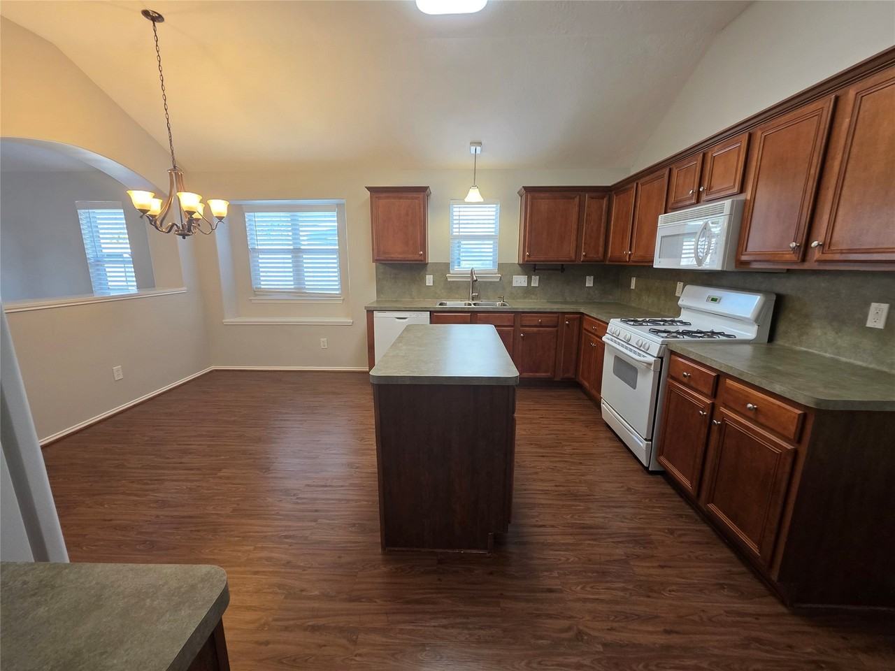 2614 White Ibis Ct #2614 - Photo 6 of 19