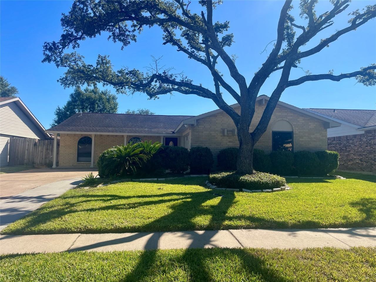 16803 Castle Fraser Dr #16803 - Photo 3 of 22