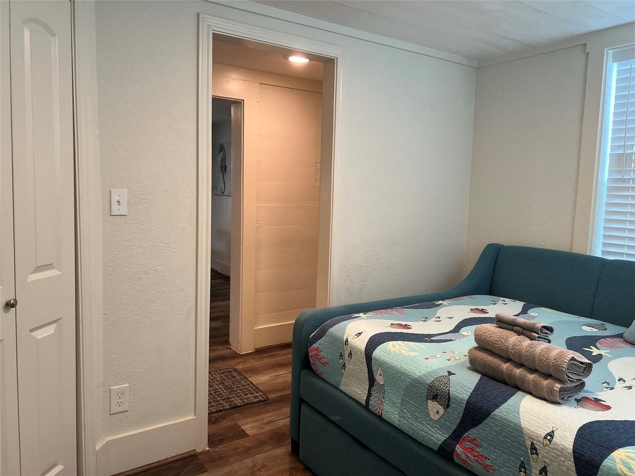 1206 Avenue N #1206 - Photo 3 of 23