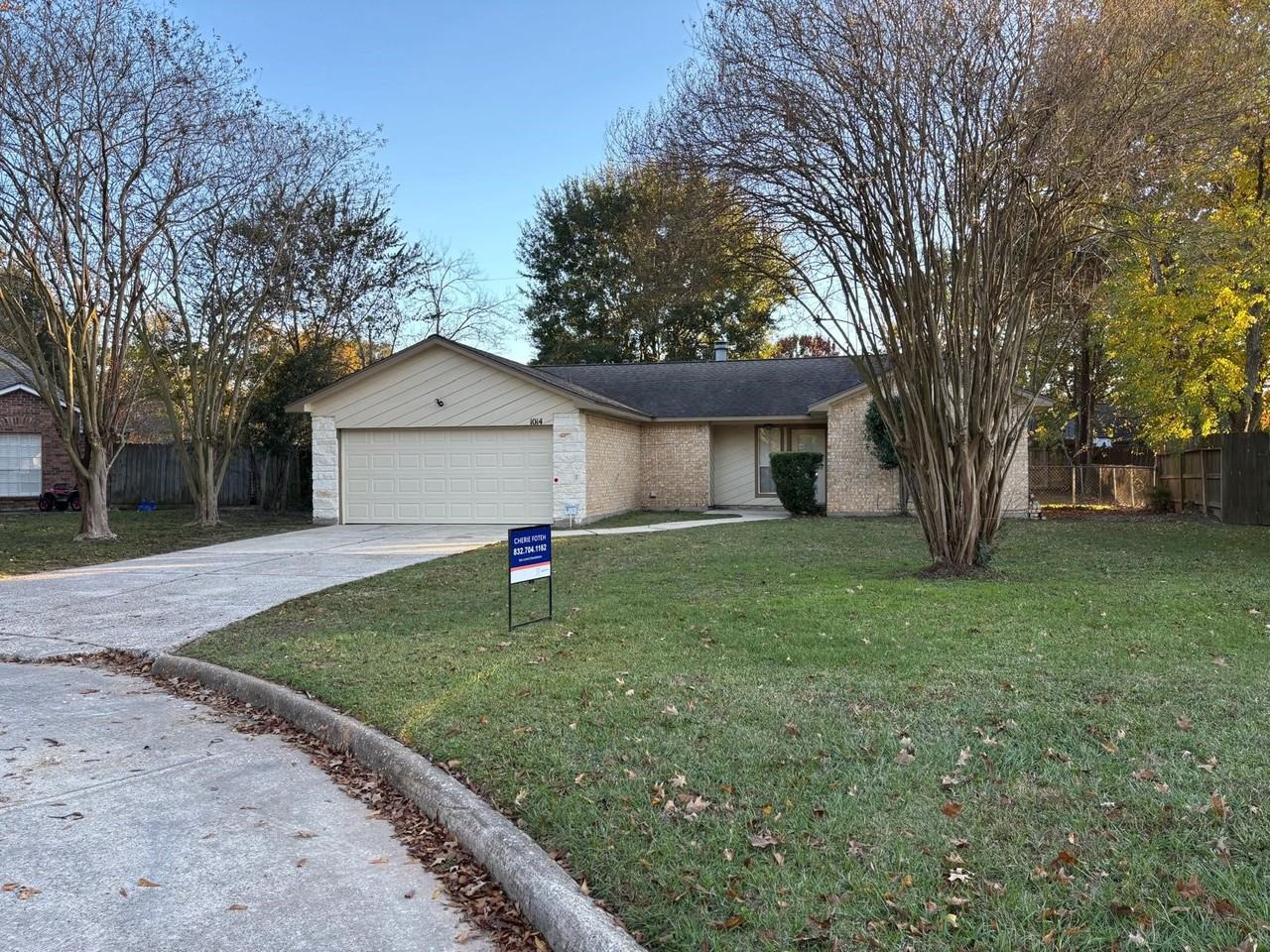 1014 Stoneleigh Ct #1014 - Photo 4 of 25