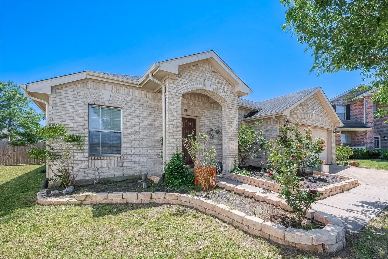 9407 Dora Meadows Dr #9407 - Photo 4 of 49