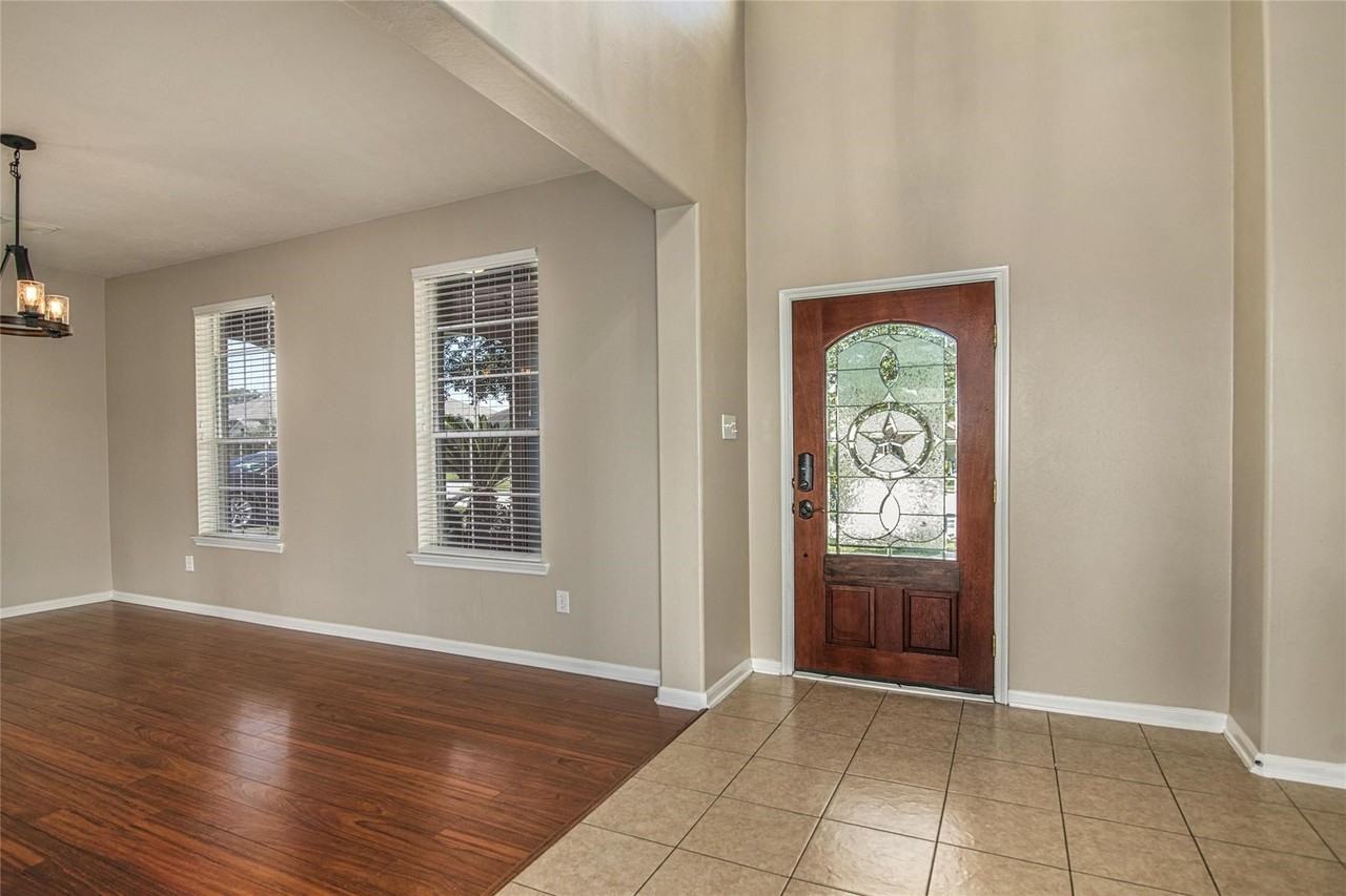 24403 Redrock Fls #24403 - Photo 5 of 37