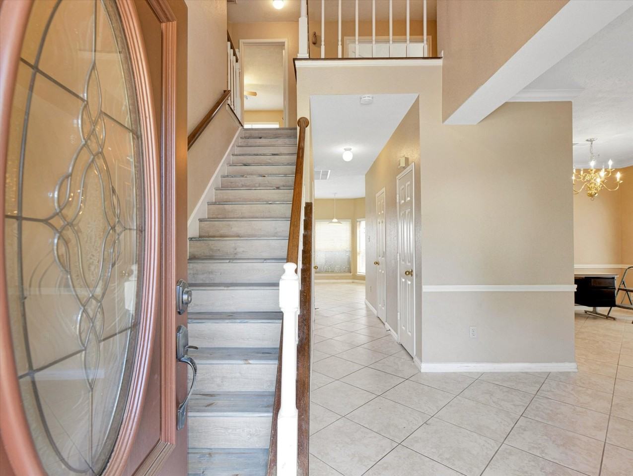 16423 Ash Point Ln #16423 - Photo 6 of 46