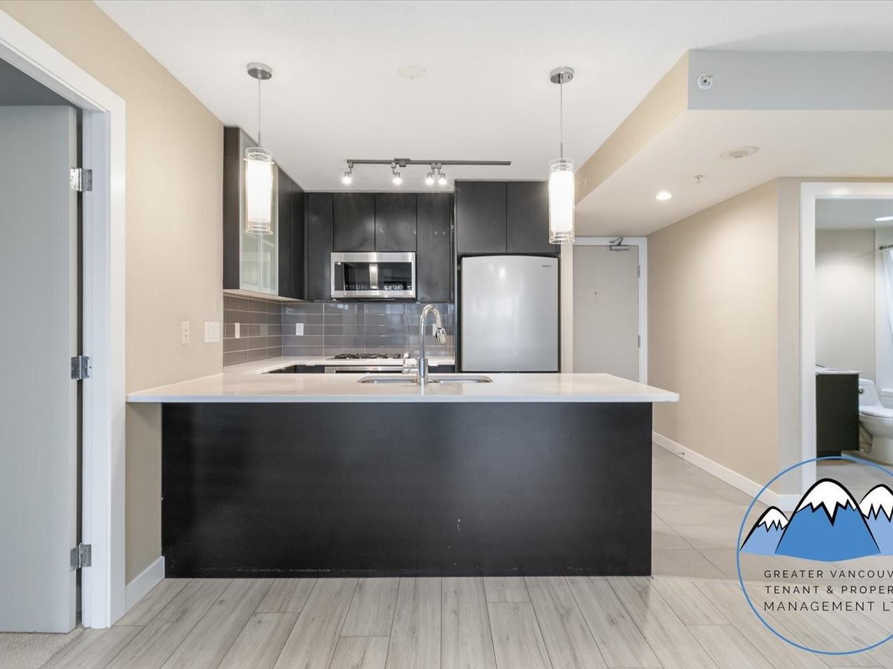 7328 Arcola St - Photo 3 of 34