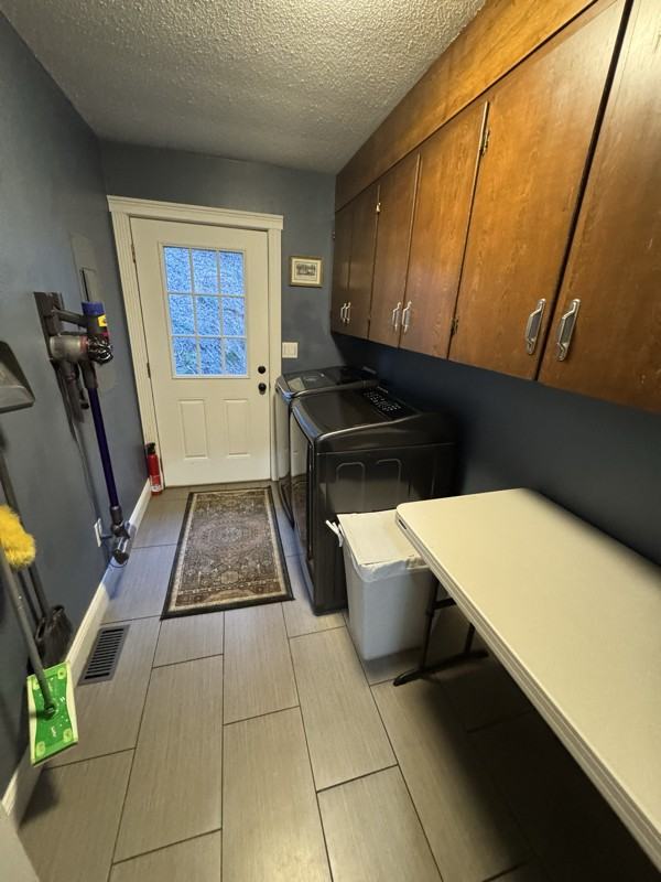 247 Bruce Rd - Photo 5 of 19