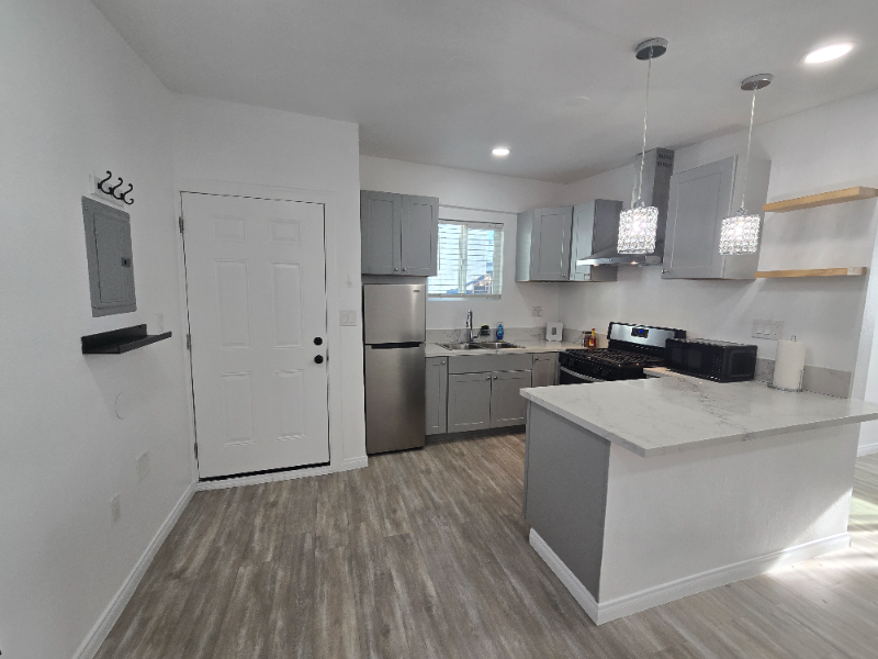 1943 Claudina Ave #BACK - Photo 3 of 19