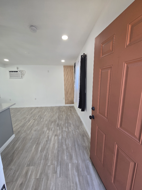 1943 Claudina Ave #BACK - Photo 4 of 19