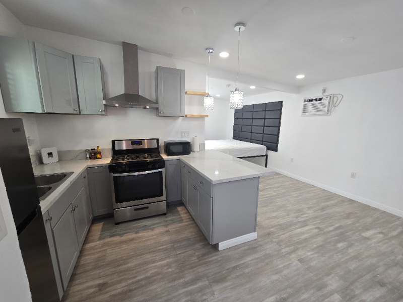 1943 Claudina Ave #BACK - Photo 7 of 19