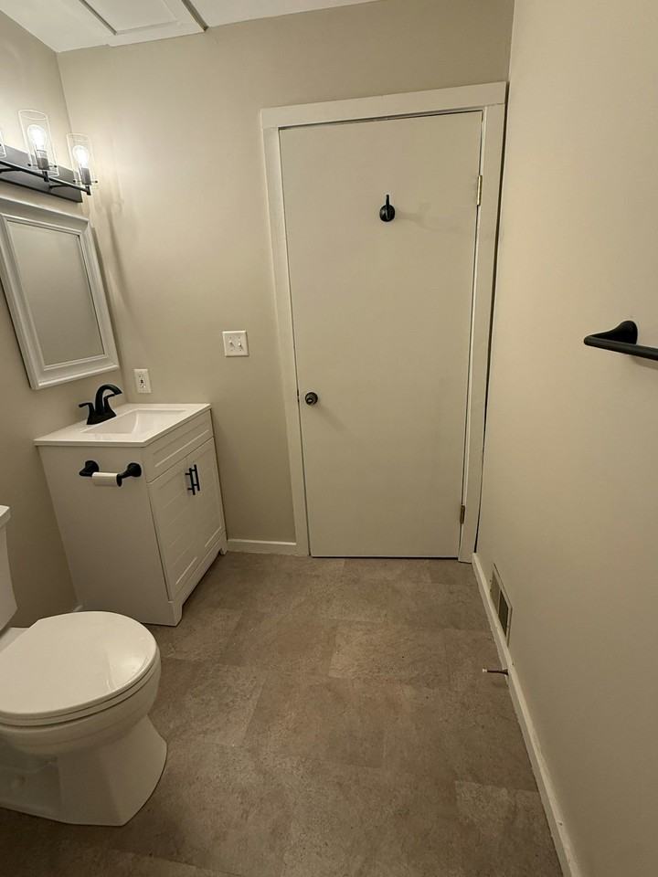 210 South Eaton Street, Unit 1 - Photo 3 of 8