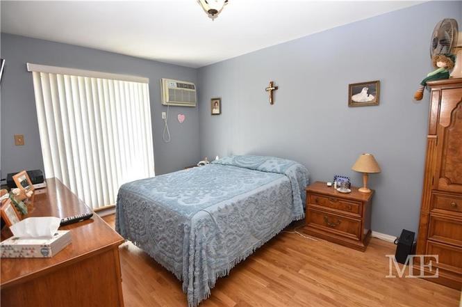 2301 Gerritsen Ave #2G - Photo 4 of 11