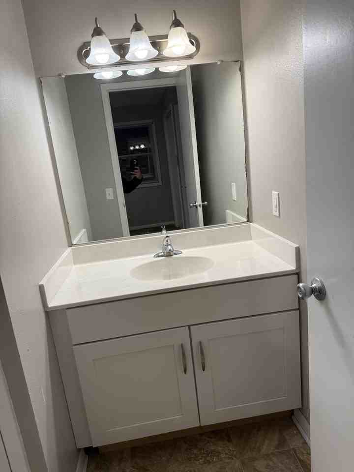 209 Washington Ave #2 - Photo 2 of 6