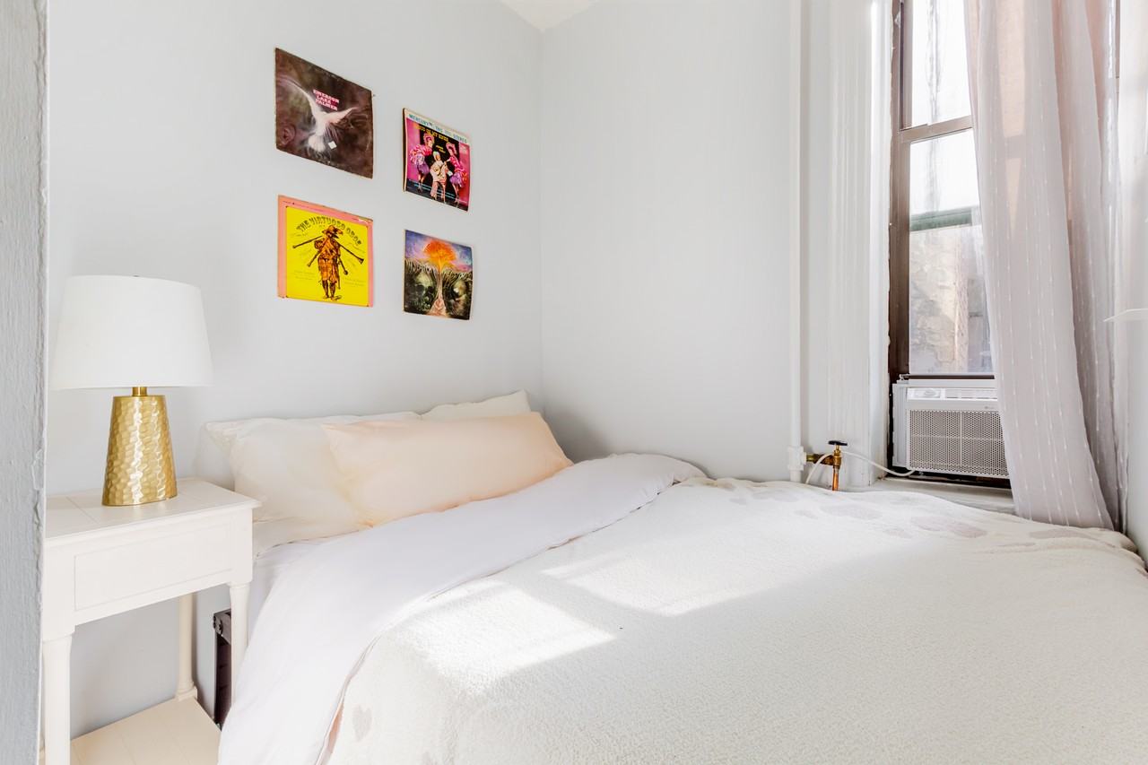 104 Macdougal St #6 - Photo 6 of 13