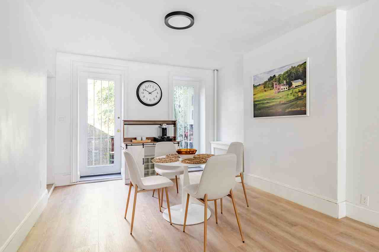 209 1st Ave #1 - Photo 4 of 18