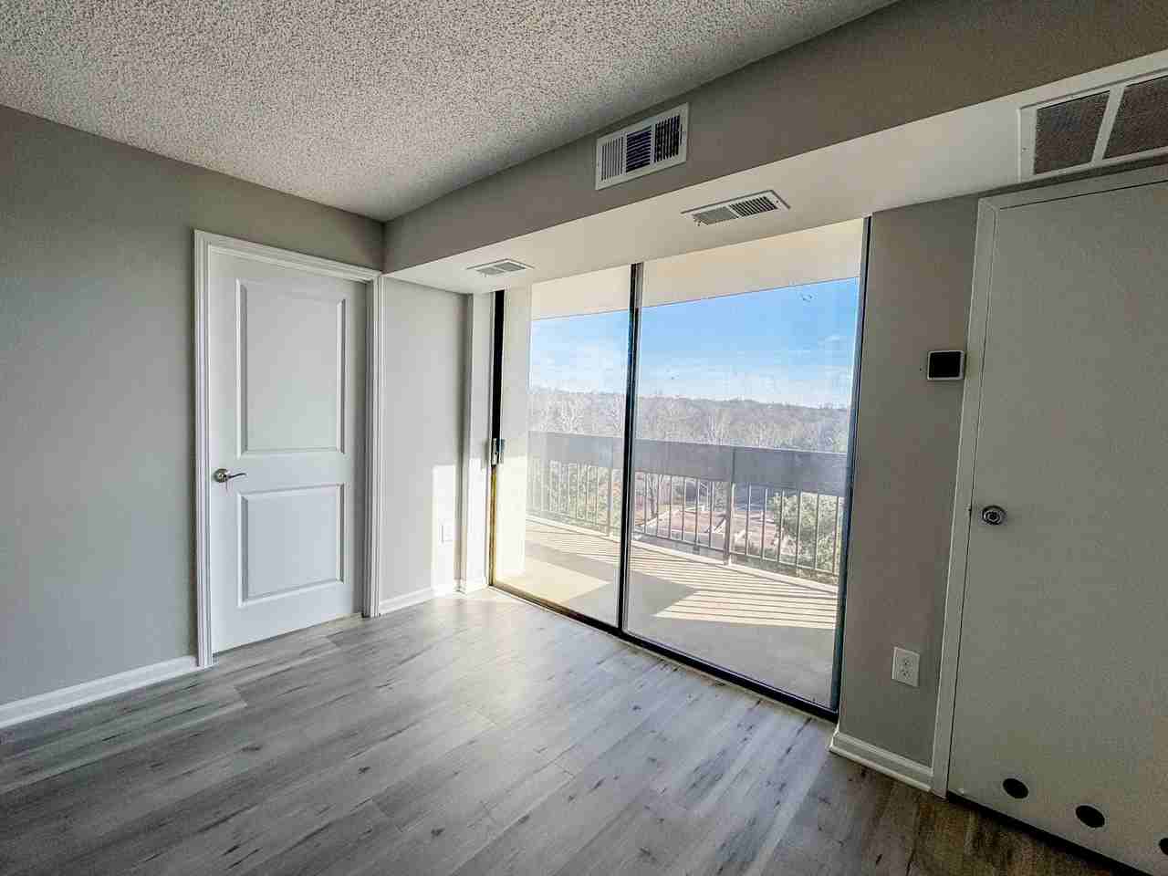 5300 Holmes Run Pkwy #709 - Photo 7 of 50