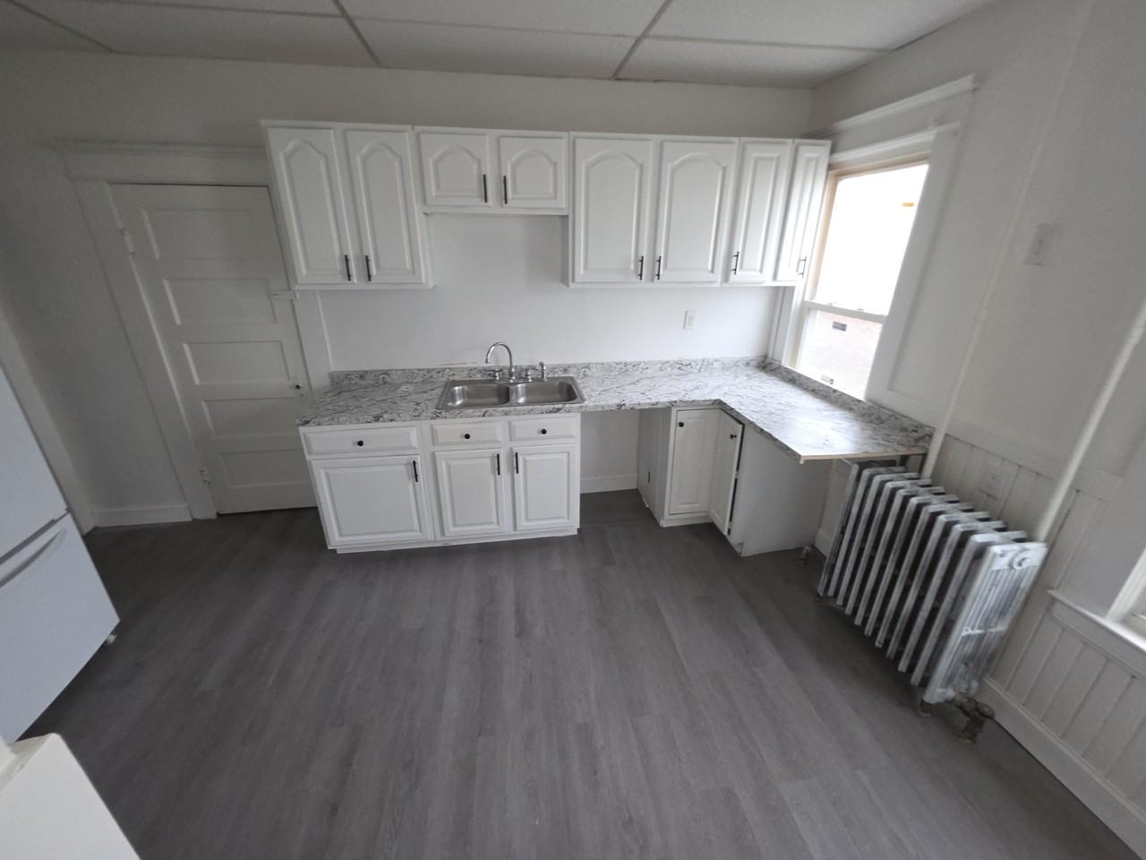 3714 S Salina St #NA - Photo 5 of 15