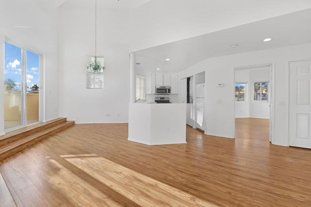 1226 11th Street, - Photo 4 of 50