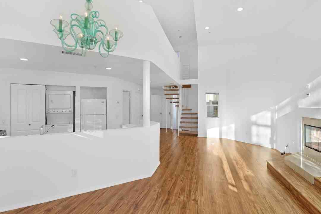 1226 11th Street, - Photo 7 of 50