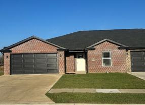 102 Beechwood Ln - Photo 1 of 1