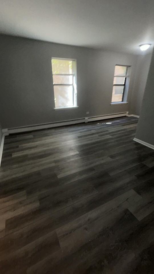 4433 South Greenwood Avenue - Photo 5 of 7