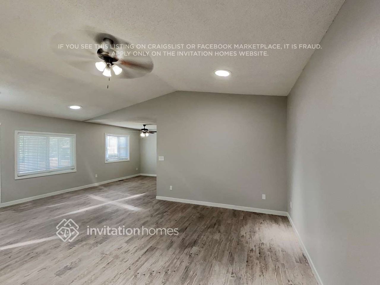 5718 W 17th St - Photo 5 of 18