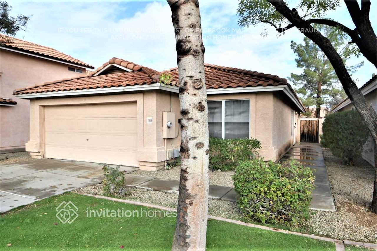 7934 W Laurel Ln - Photo 2 of 14