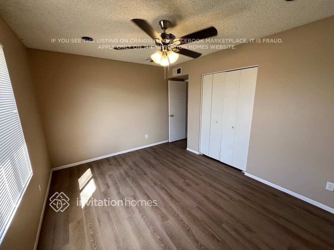 2210 W Utopia Rd - Photo 7 of 15