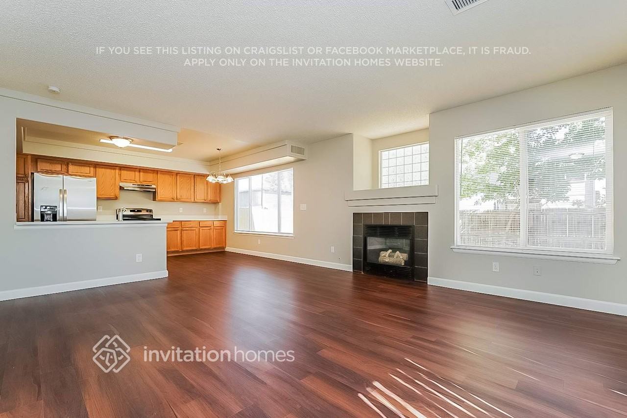 4102 Netherland St - Photo 4 of 16