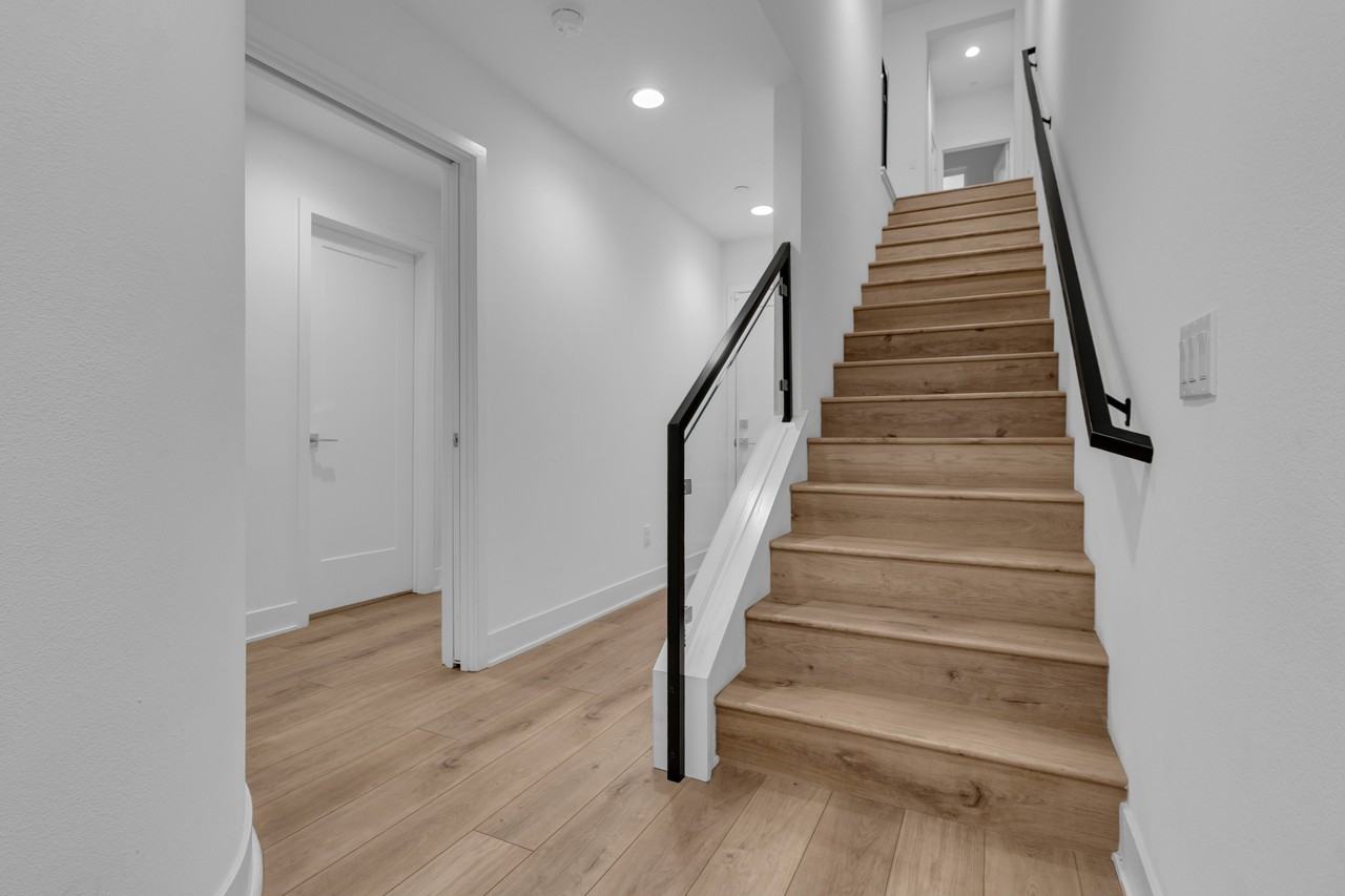 2907 Exposition Pl #1 - Photo 6 of 25