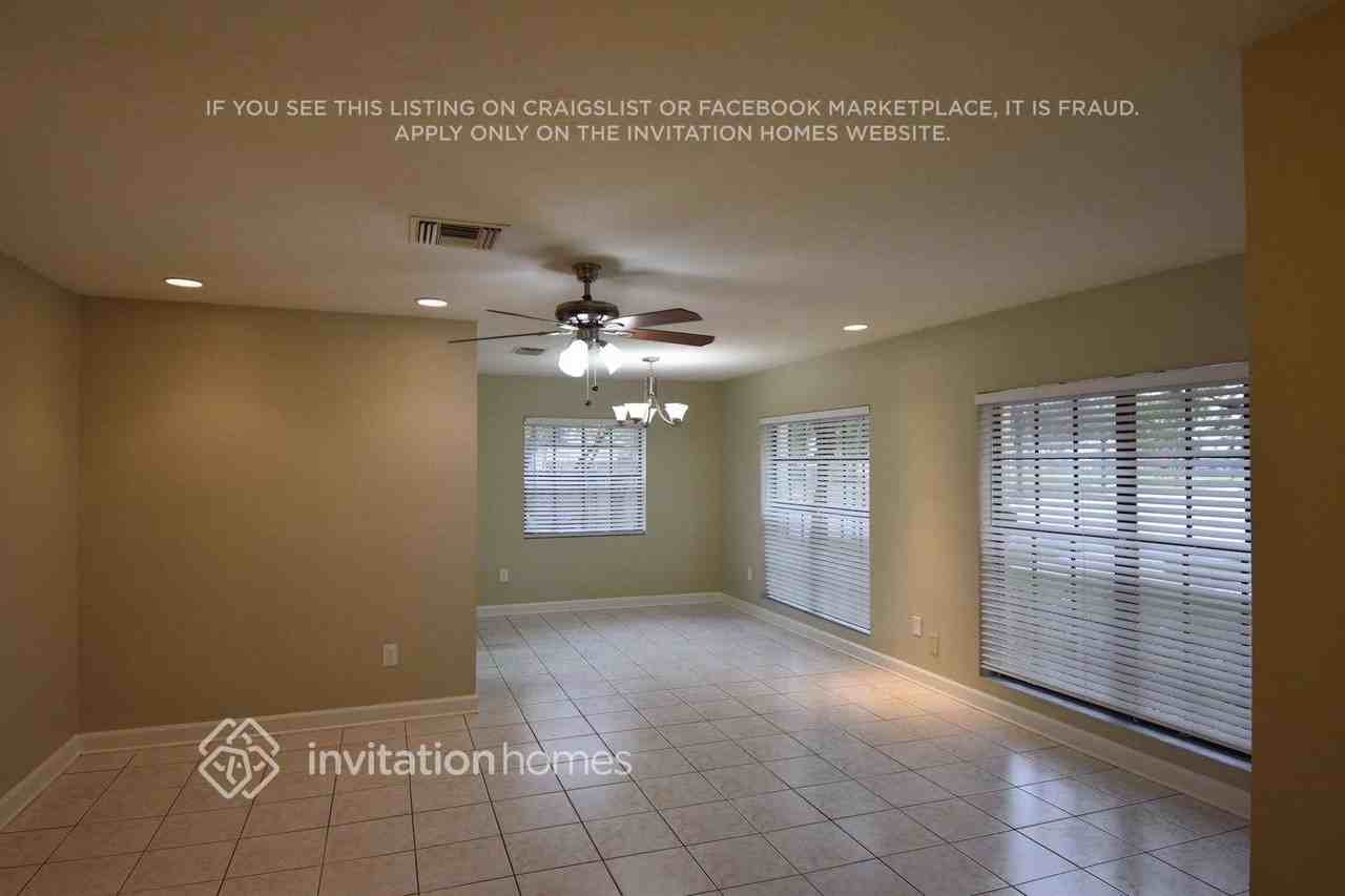 9150 Sw 178th Ter - Photo 2 of 22