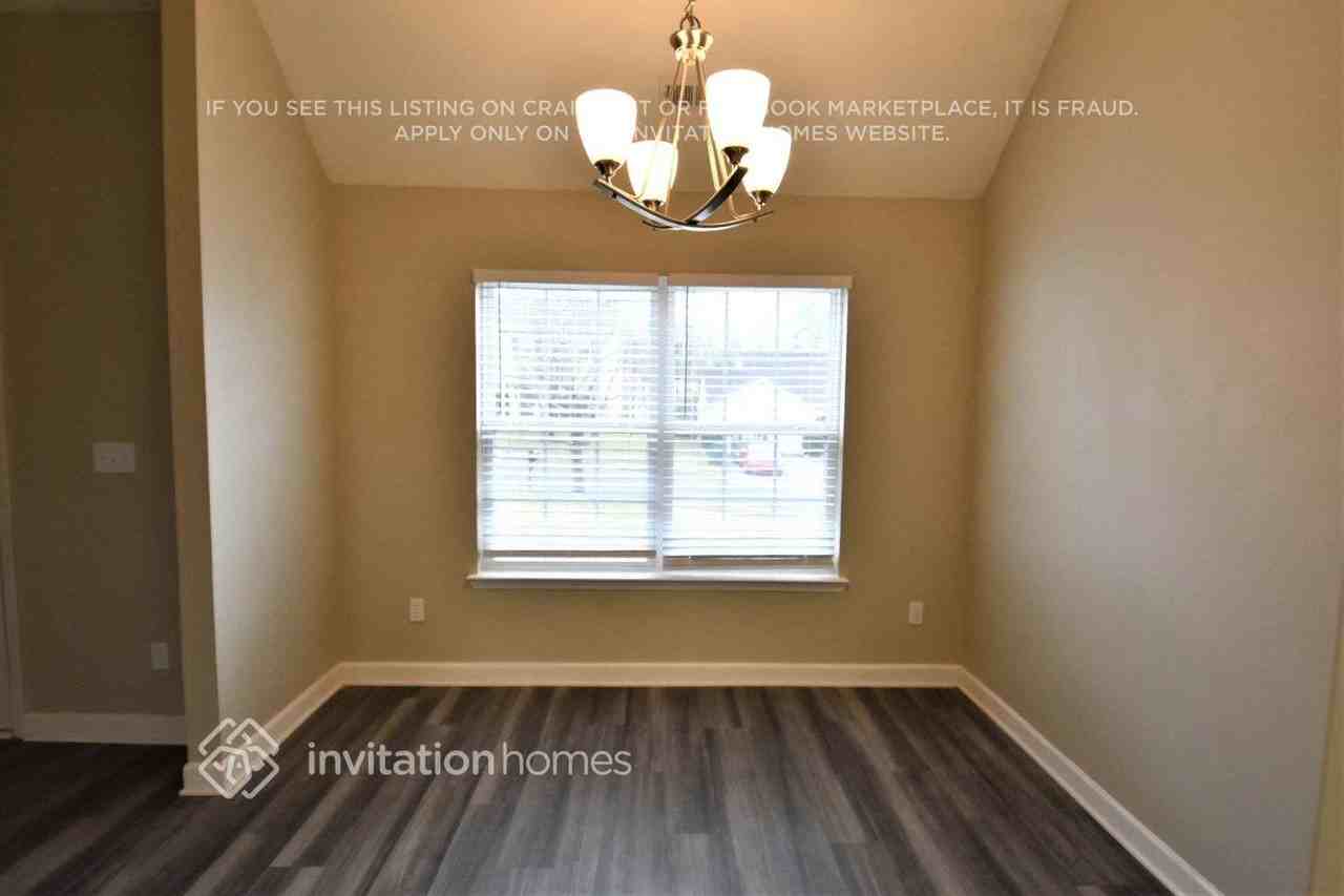 11119 Palestrina Rd - Photo 4 of 15