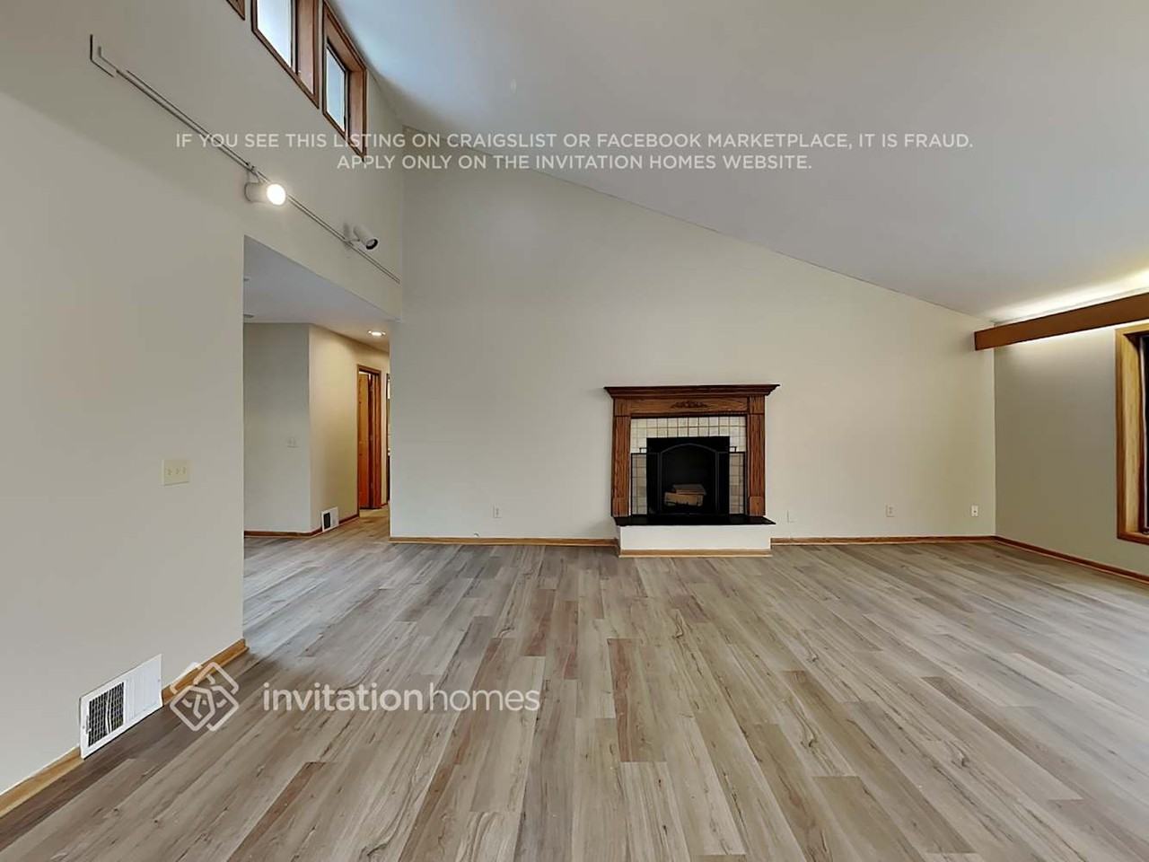 1937 Oakland Rd - Photo 5 of 25