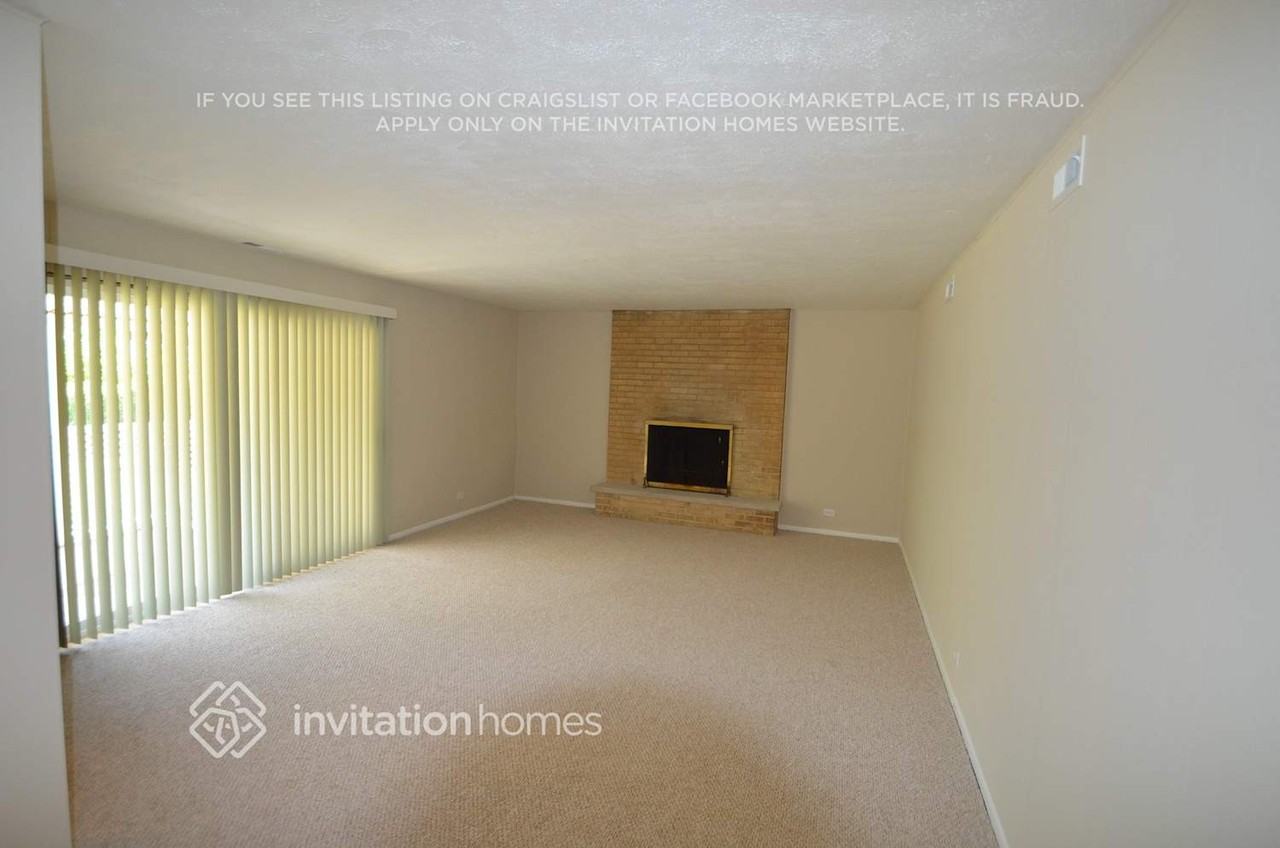 461 N Wesley Dr - Photo 6 of 13