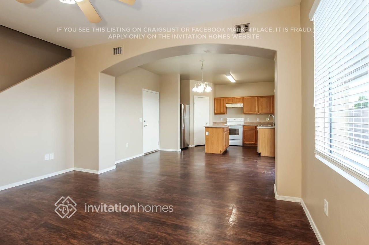 1216 S 121st Ln - Photo 4 of 18