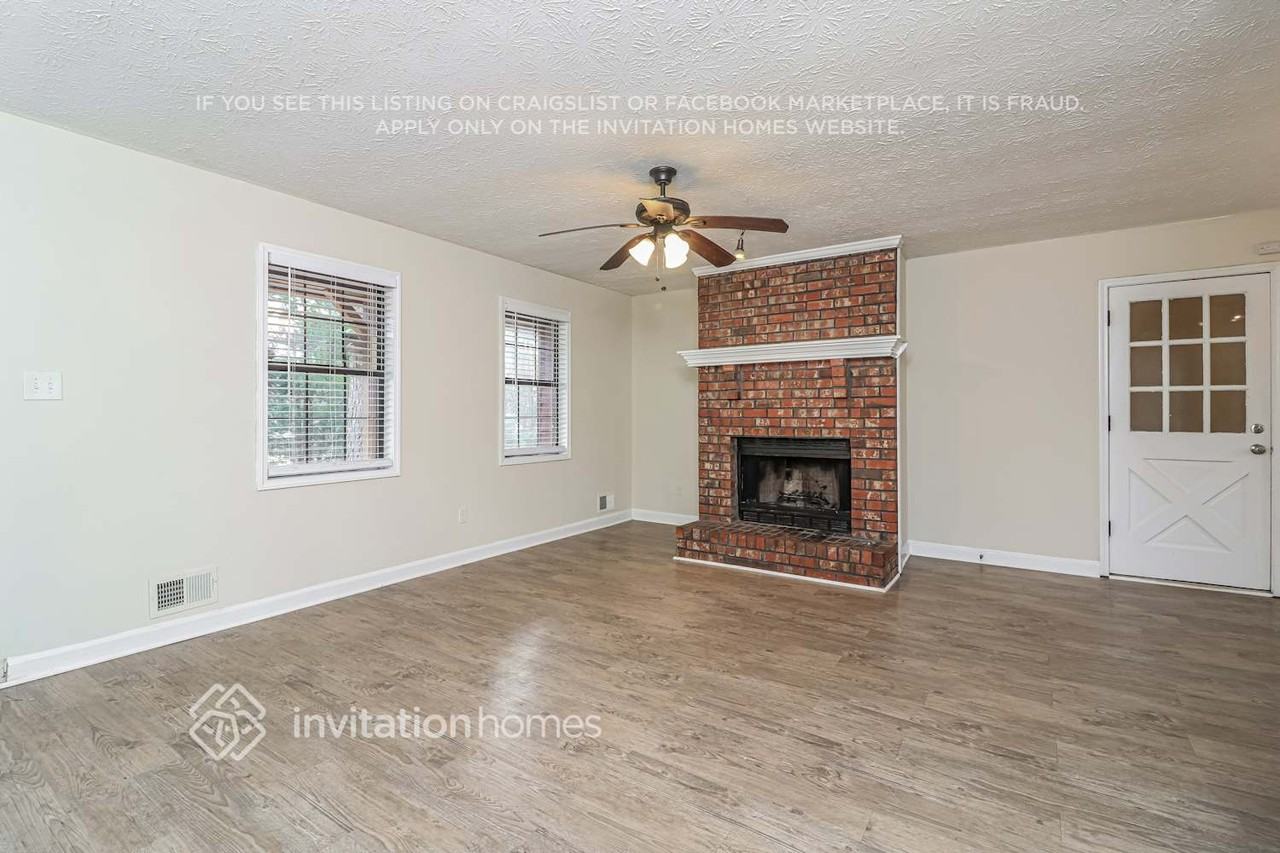 3699 Ashley Woods Dr - Photo 4 of 17