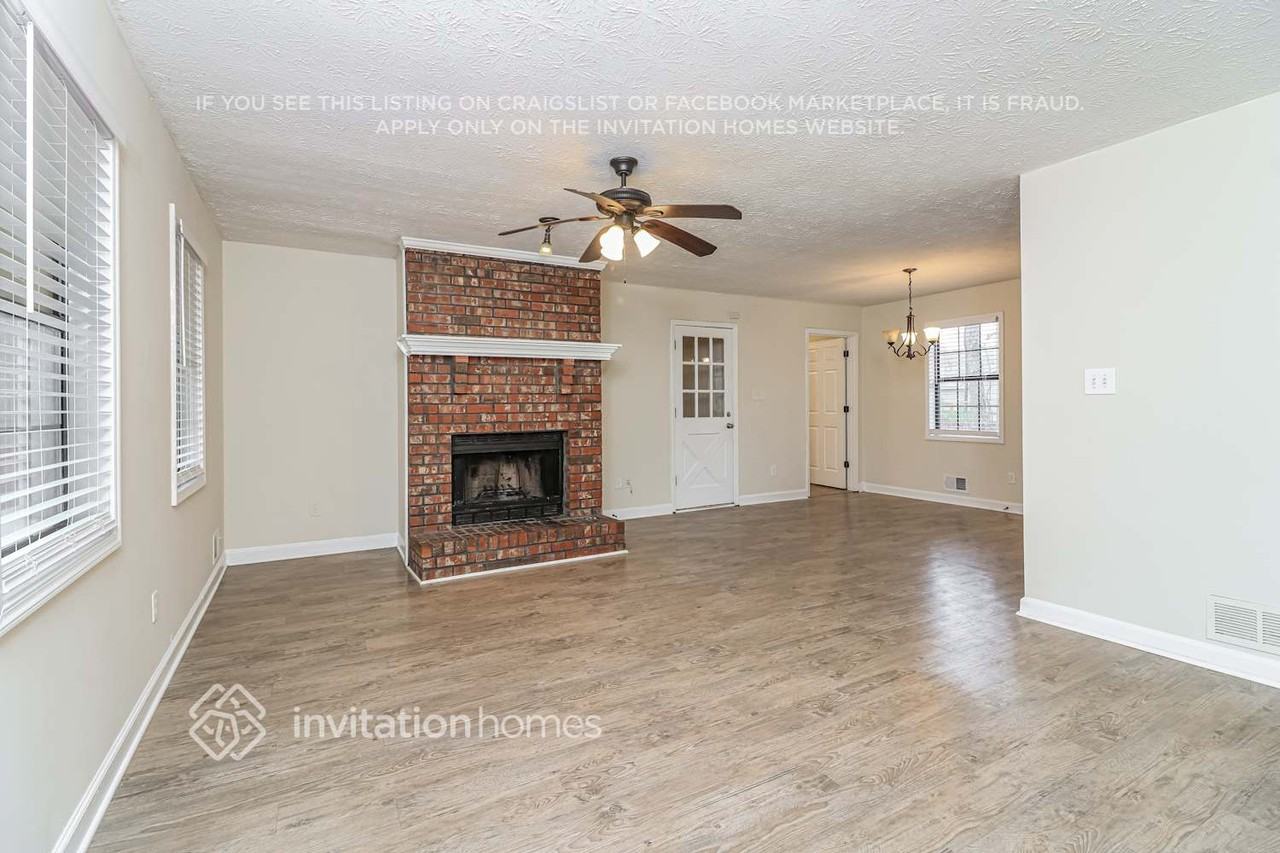 3699 Ashley Woods Dr - Photo 5 of 17