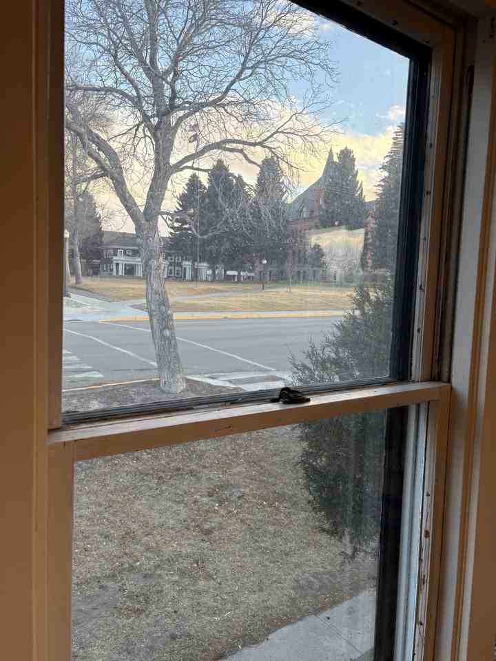 737 S Atlantic St #2 - Photo 5 of 18