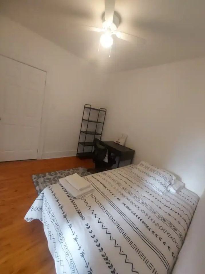 2165 Rue Montgomery - Photo 3 of 16