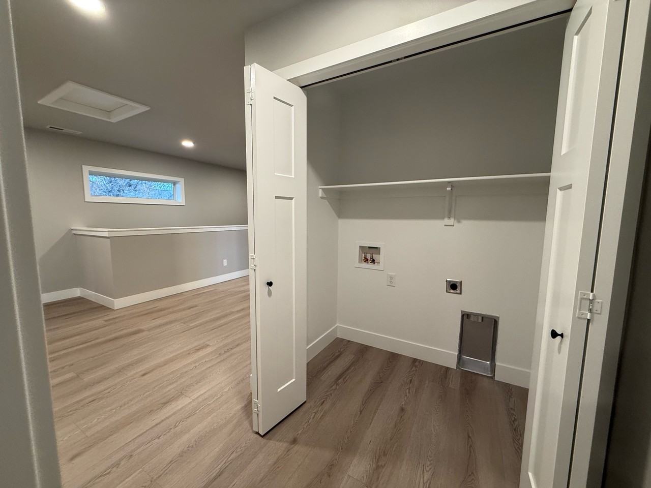 651 Washington St #1 - Photo 3 of 31