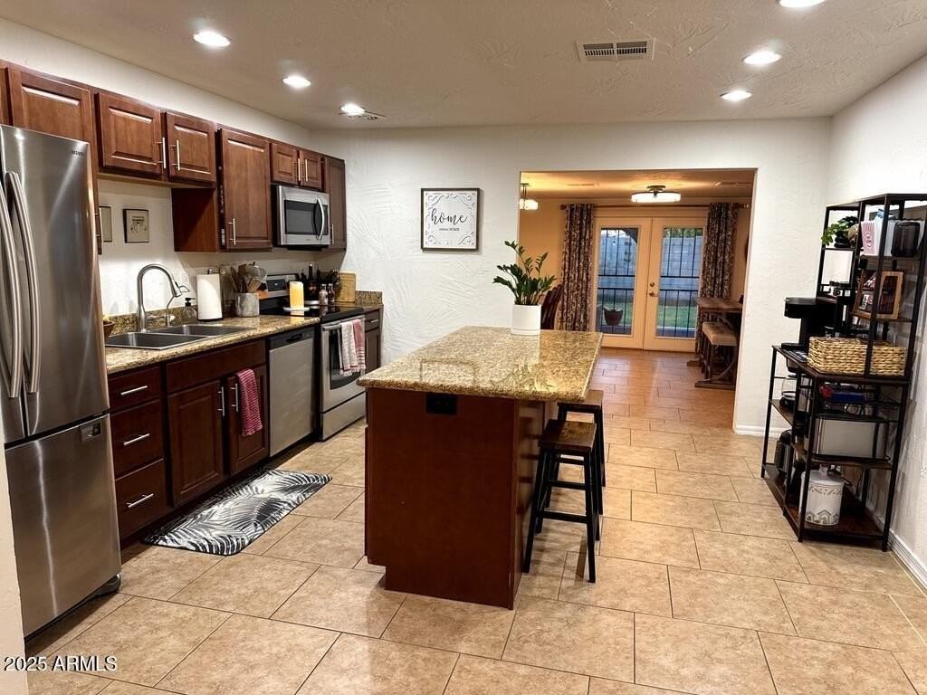 3428 E Acoma Dr - Photo 4 of 31