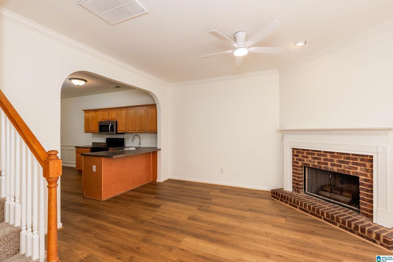 2332 Ridgemont Dr - Photo 2 of 24