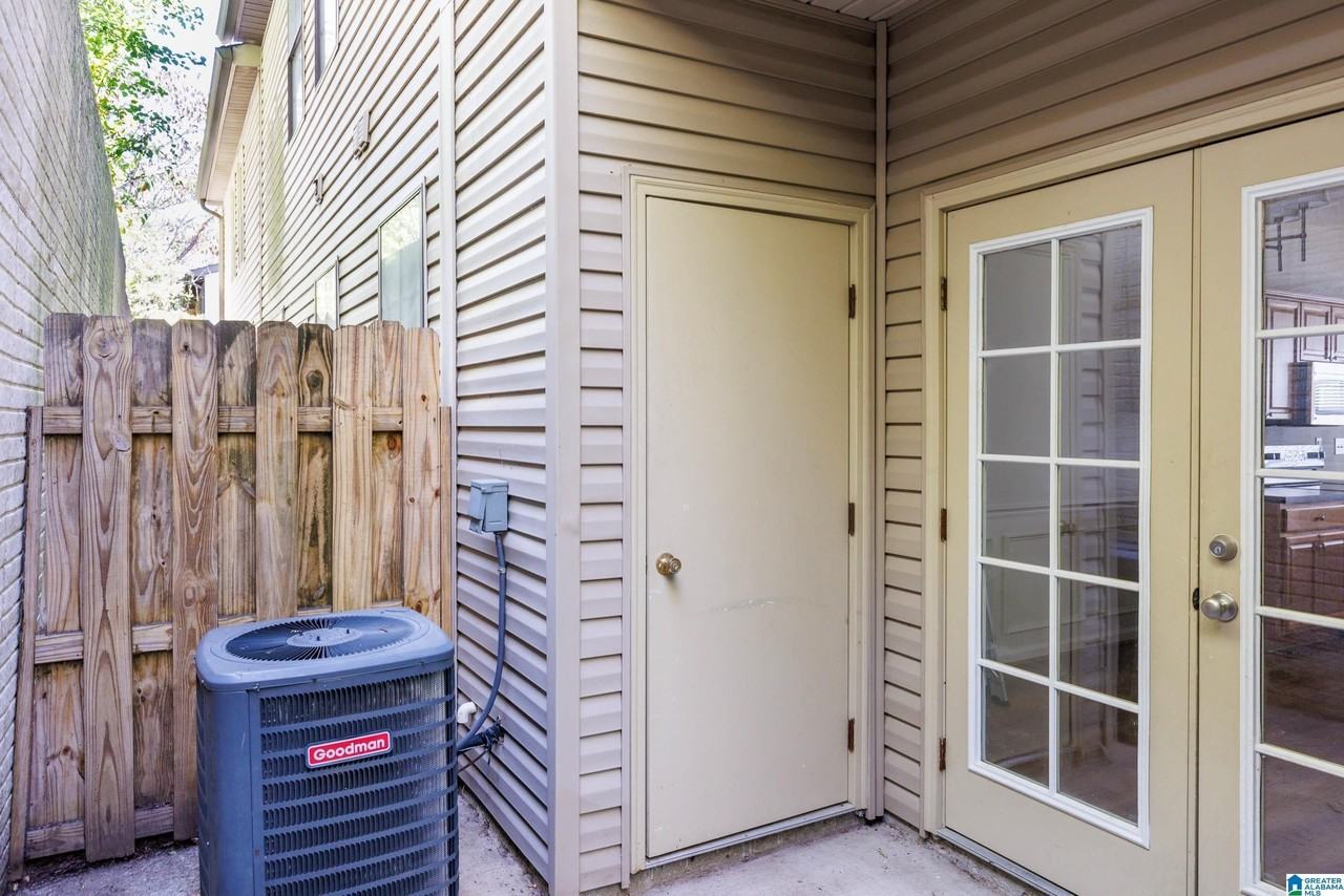 2332 Ridgemont Dr - Photo 6 of 24