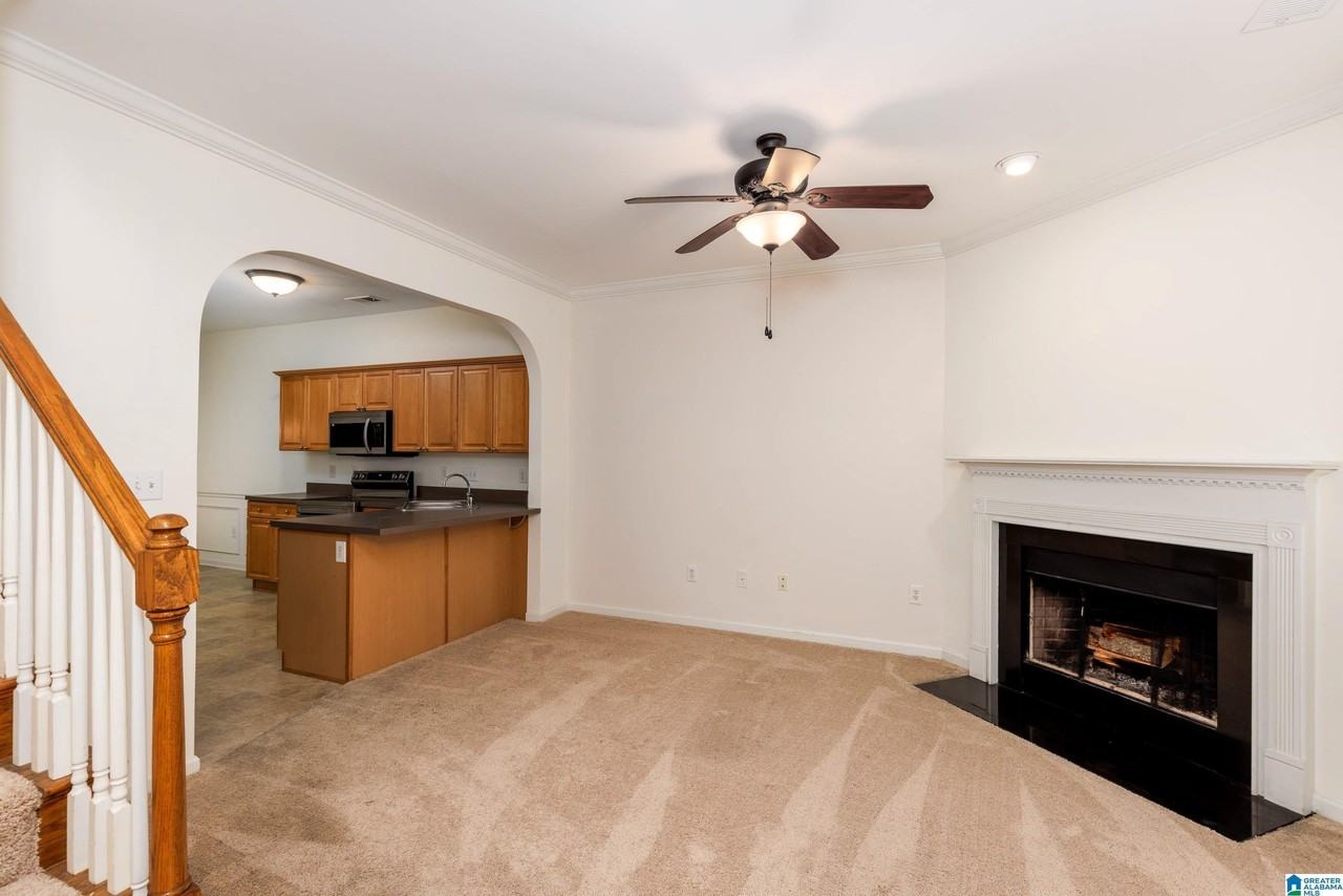 2348 Ridgemont Dr - Photo 2 of 24