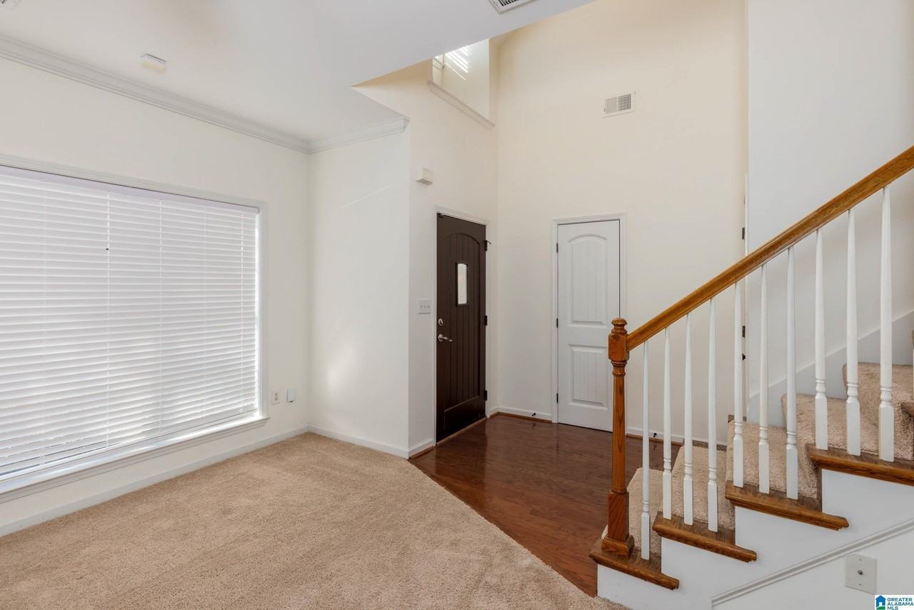 2348 Ridgemont Dr - Photo 5 of 24