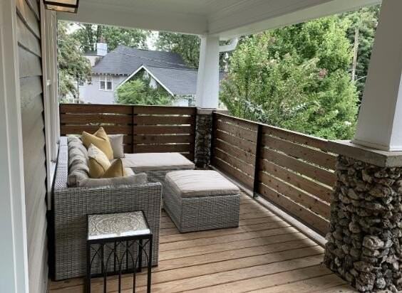 1027 Winthrop St - Photo 5 of 27