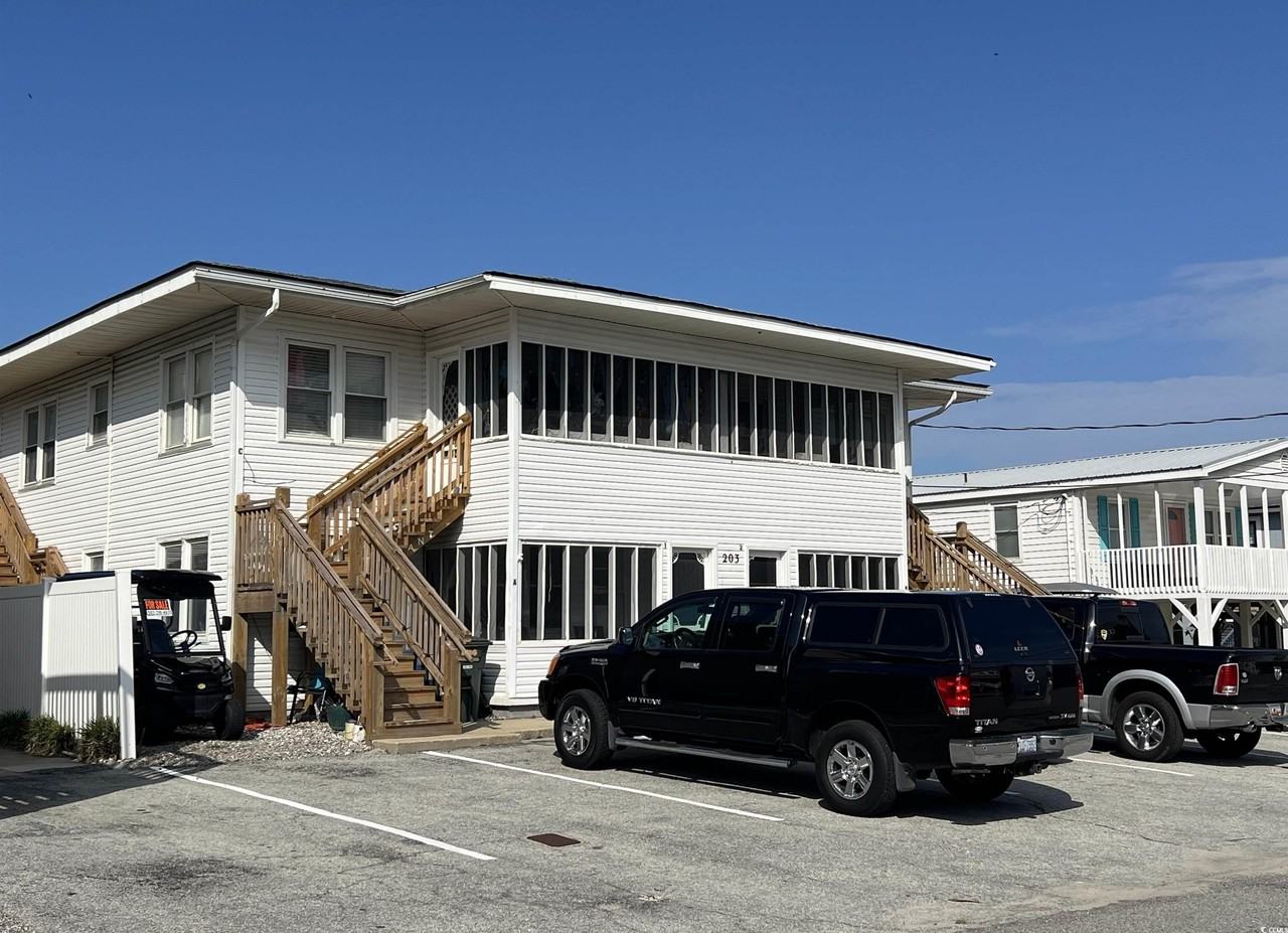 203 56th Ave N - Photo 2 of 14