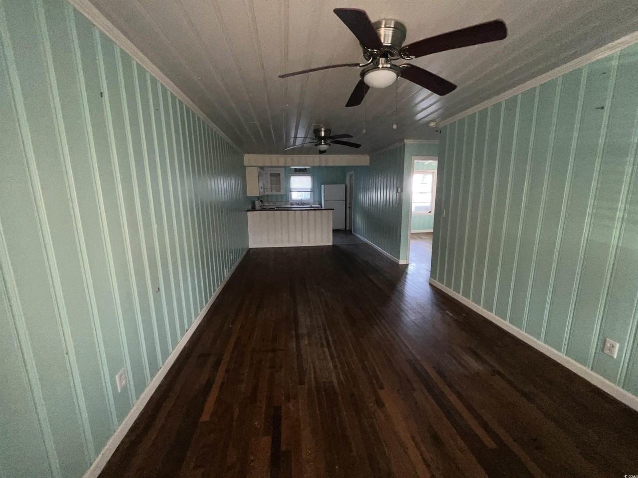 203 56th Ave N - Photo 3 of 14