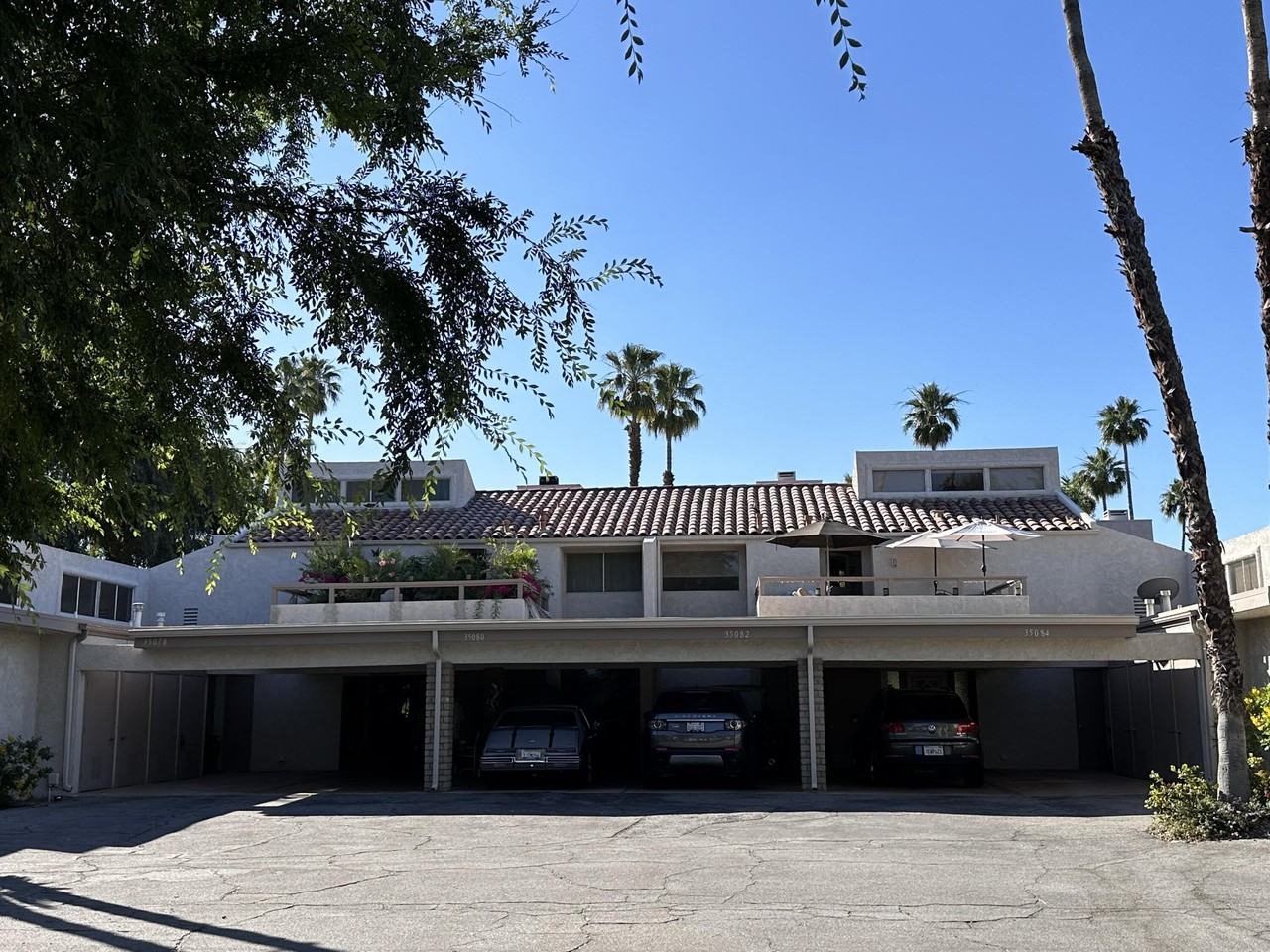 35082 Mission Hills Dr - Photo 4 of 5