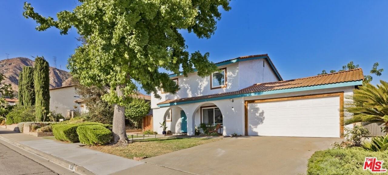 628 Royal View St - Photo 2 of 17