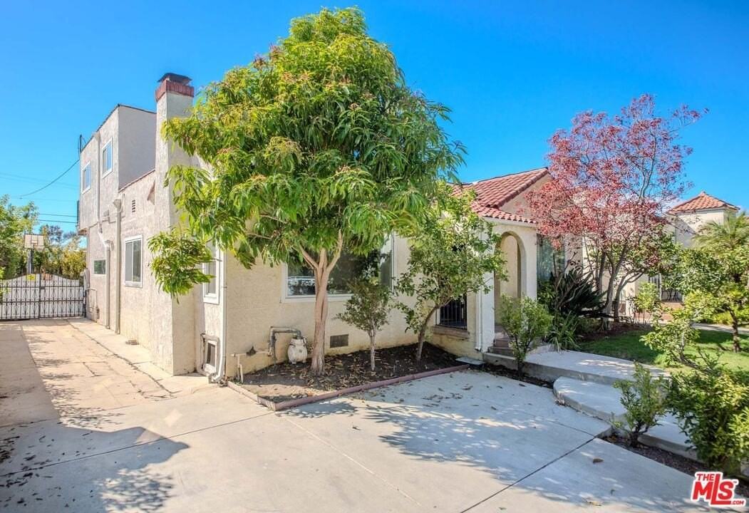 507 N Formosa Ave - Photo 2 of 50